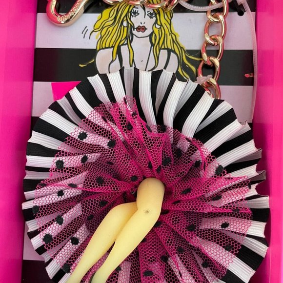 Betsey Johnson Keychain Girl Bag Bangle gold Tone Keys Holder new in box - Picture 8 of 8
